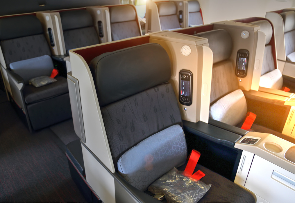 Airplane interiors, first class seats